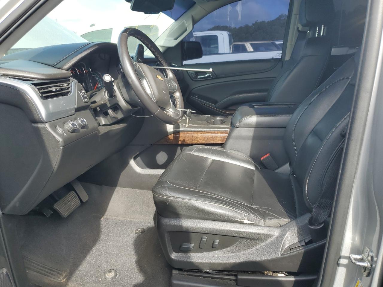 2019 Chevrolet Suburban K1500 Lt VIN: 1GNSKHKC4KR394374 Lot: 80213925