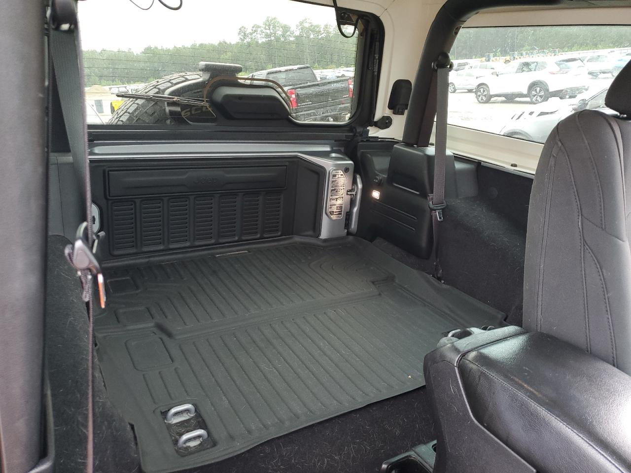 2020 Jeep Wrangler Sport VIN: 1C4GJXAN7LW110544 Lot: 84820145