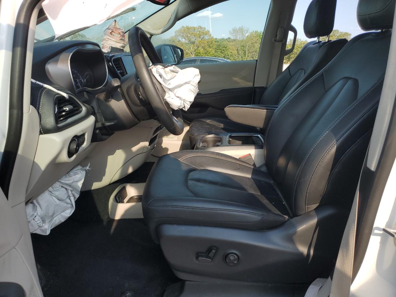 2024 Chrysler Pacifica Touring L VIN: 2C4RC1BG1RR109763 Lot: 80453285