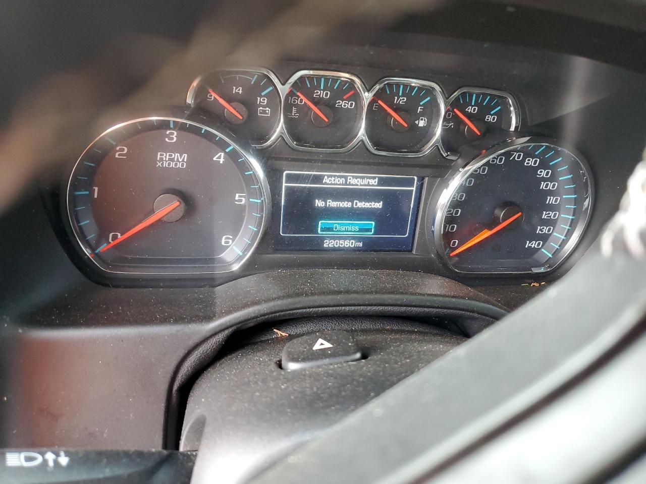 2019 GMC Yukon Xl C1500 Slt VIN: 1GKS1GKCXKR319818 Lot: 83860995