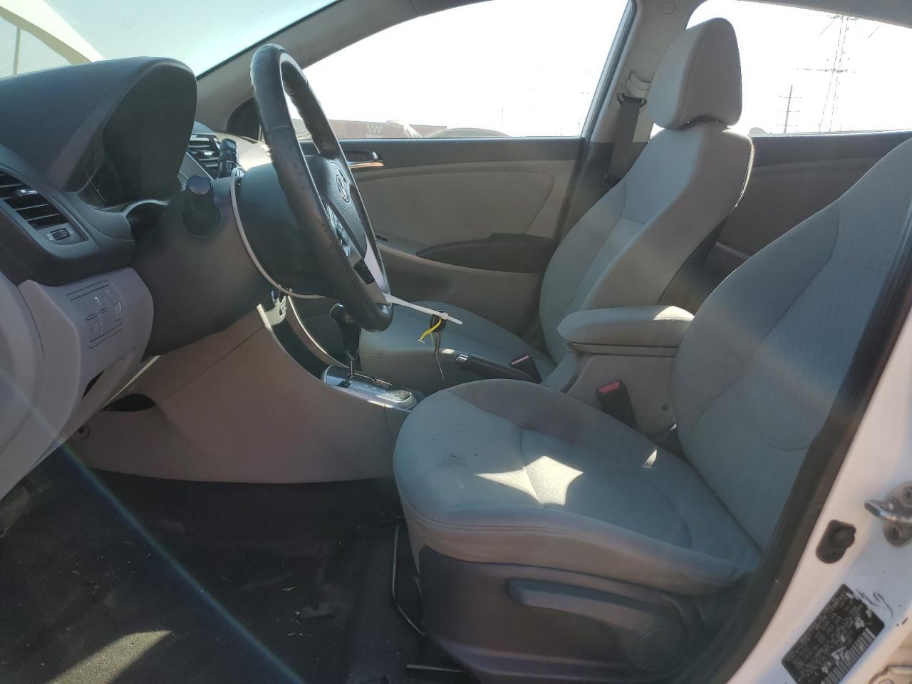 2013 Hyundai Accent Gls VIN: KMHCU5AE1DU076913 Lot: 84831475