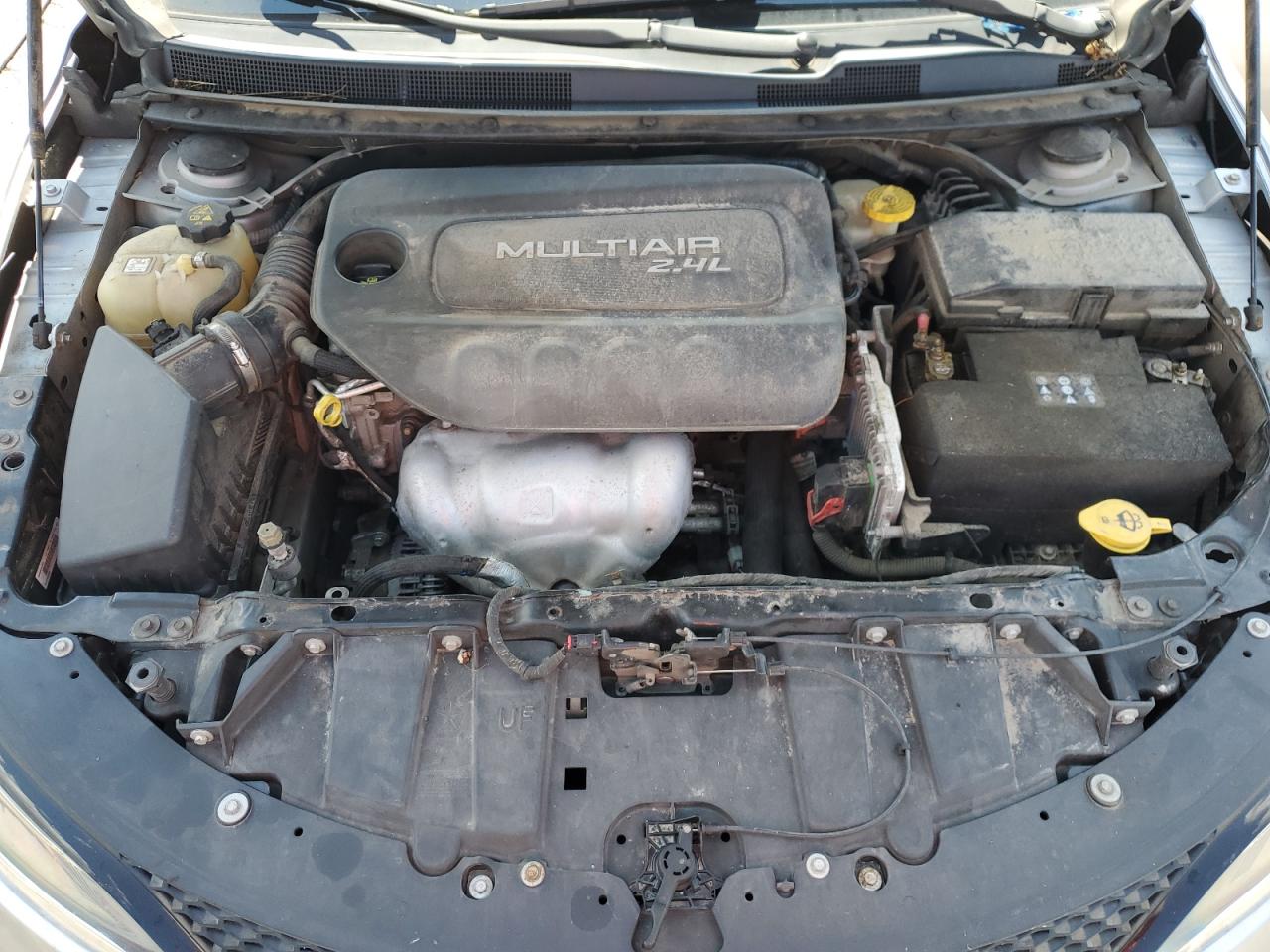 2015 Chrysler 200 S VIN: 1C3CCCBBXFN684253 Lot: 80864895