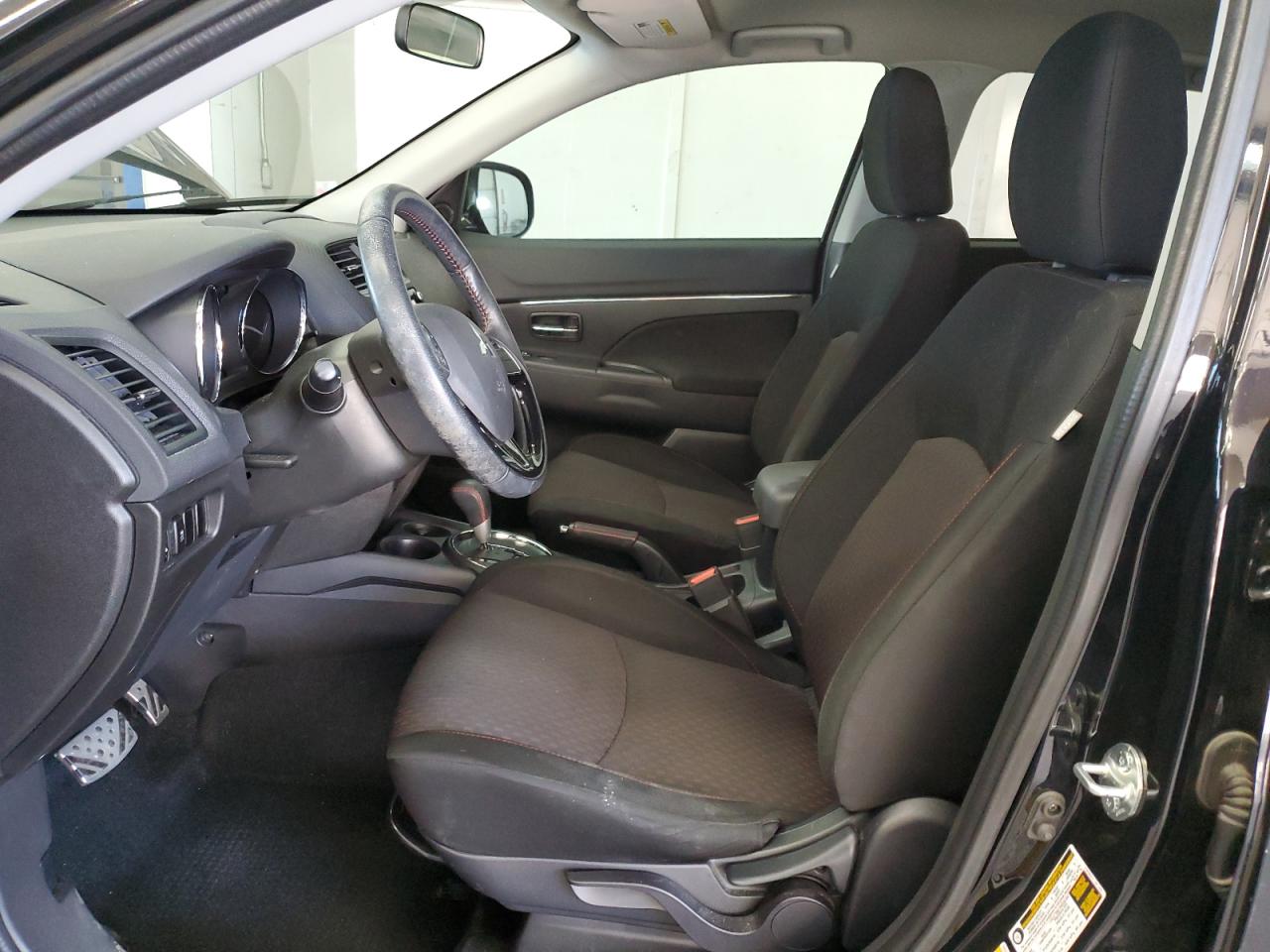 2017 Mitsubishi Outlander Sport Es VIN: JA4AP3AU9HZ050254 Lot: 81150165