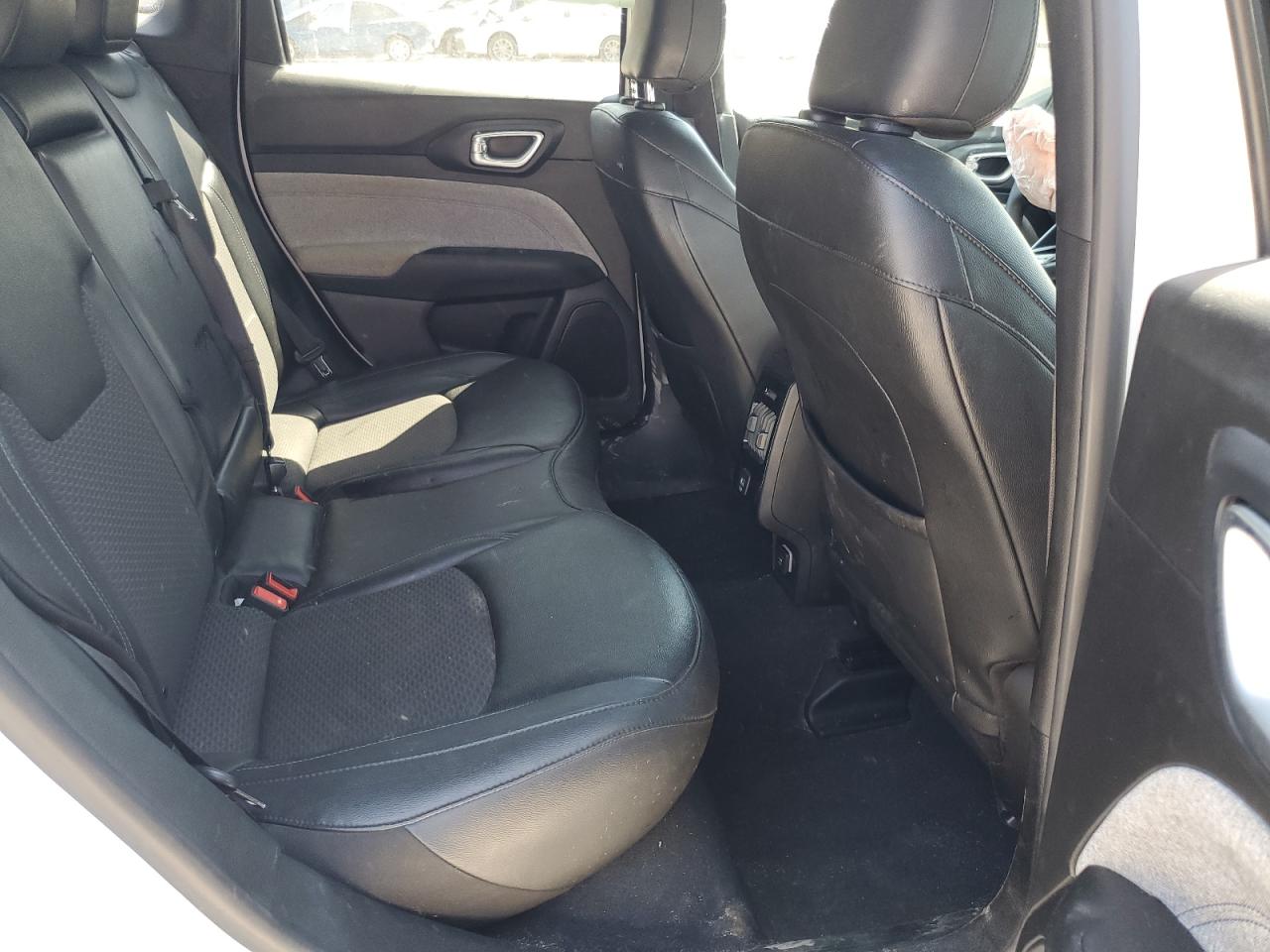 2025 Jeep Compass Latitude VIN: 3C4NJDBNXST501552 Lot: 81246555