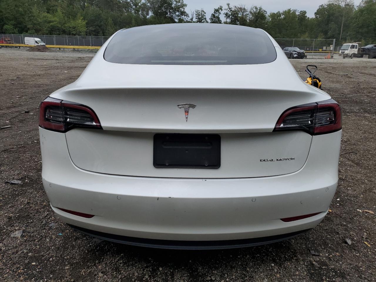 2021 Tesla Model 3 VIN: 5YJ3E1EB8MF924109 Lot: 84363675