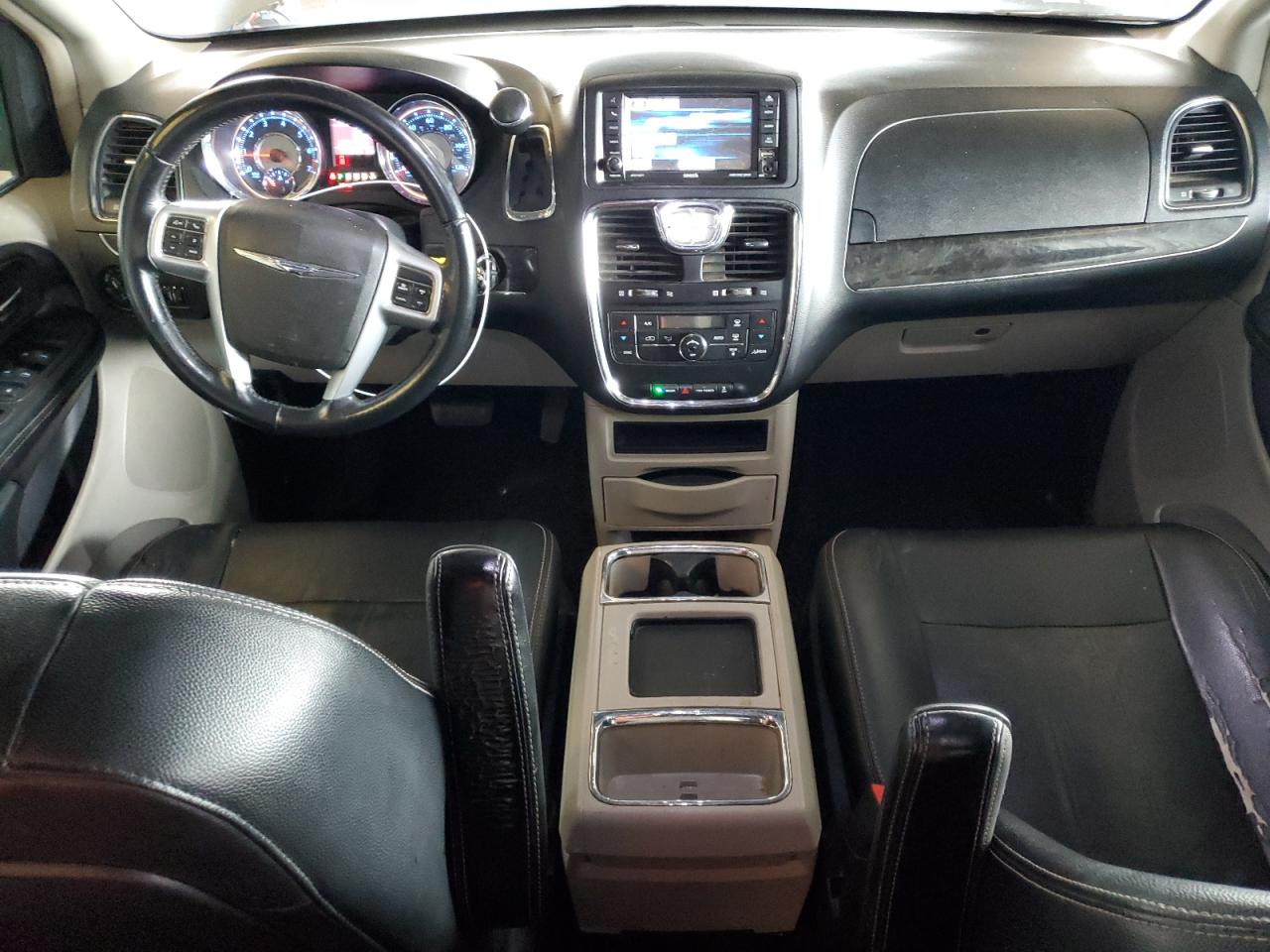 2013 Chrysler Town & Country Touring VIN: 2C4RC1BG2DR744094 Lot: 84456815