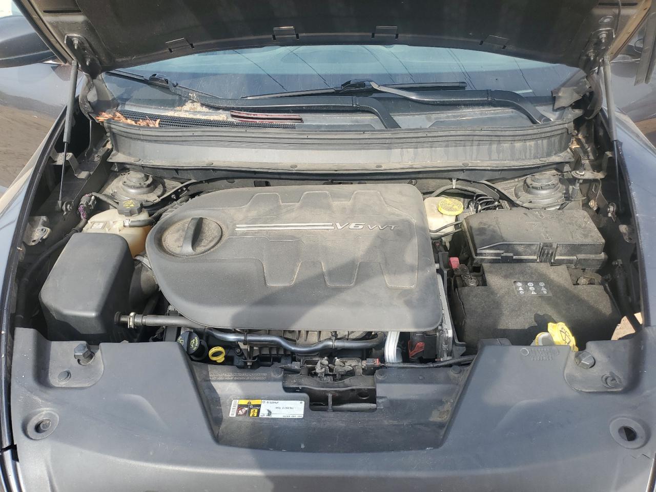 2015 Jeep Cherokee Latitude VIN: 1C4PJMCS2FW571592 Lot: 80284685