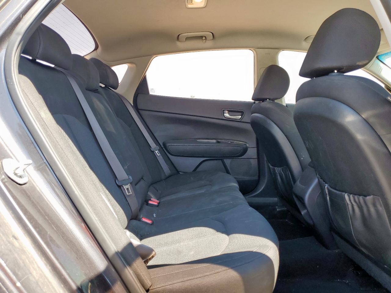 2017 Kia Optima Lx VIN: KNAGT4L33H5132152 Lot: 80159105