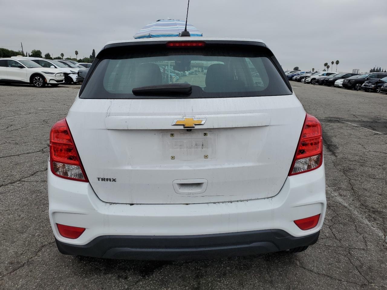 2019 Chevrolet Trax Ls VIN: 3GNCJKSB4KL163333 Lot: 71871865
