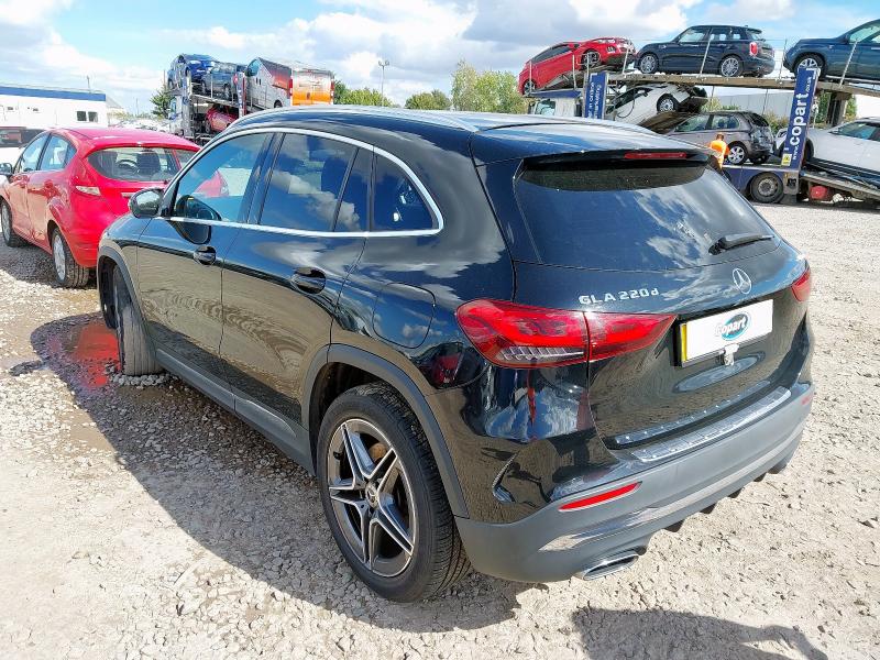 2021 MERCEDES-BENZ GLA 220 AMG LINE D 4MATIC 