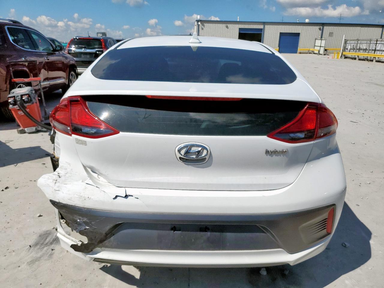 2021 Hyundai Ioniq Se VIN: KMHC75LC6MU260800 Lot: 82033775