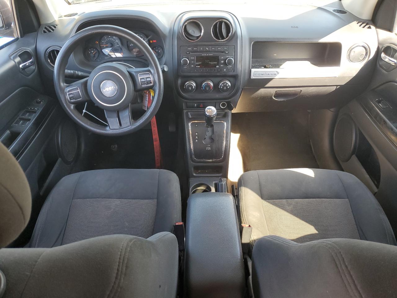 2017 Jeep Compass Sport VIN: 1C4NJDBB2HD142900 Lot: 80220295