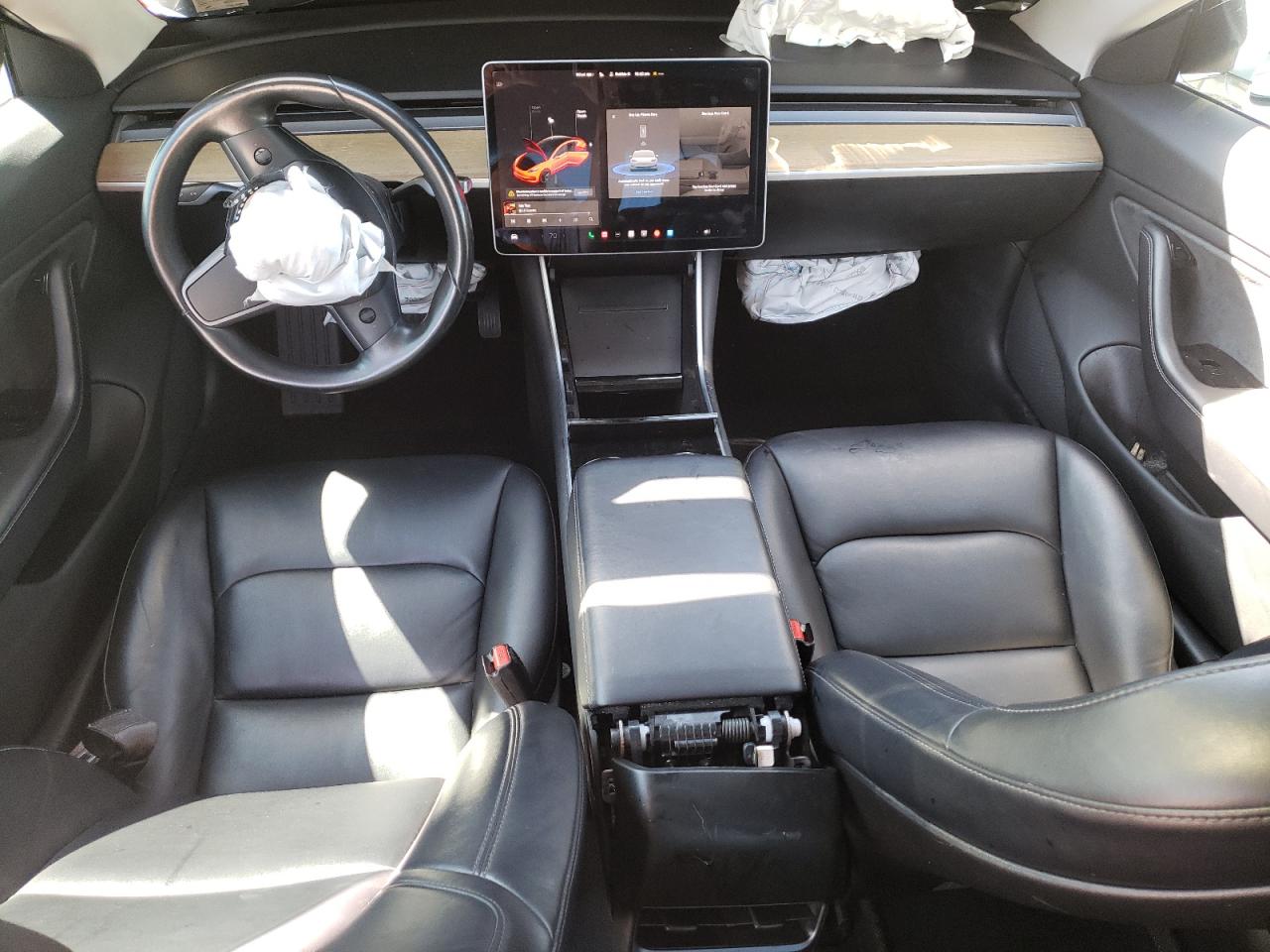 2018 Tesla Model 3 VIN: 5YJ3E1EB0JF088825 Lot: 72045095