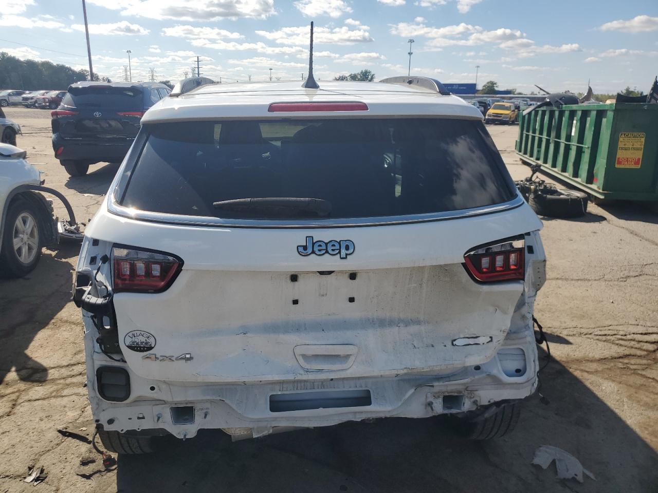 2022 Jeep Compass Latitude Lux VIN: 3C4NJDFB2NT207101 Lot: 83967455