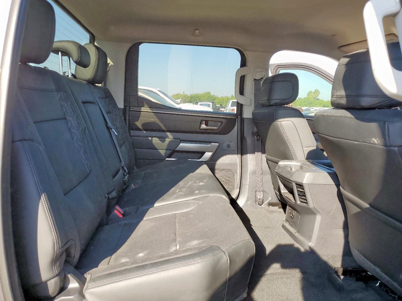 2024 Toyota Tundra Crewmax Sr VIN: 5TFLA5AB1RX037392 Lot: 81627495