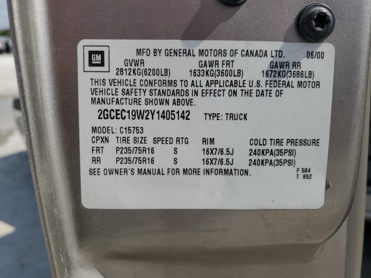 2000 Chevrolet Silverado C1500 VIN: 2GCEC19W2Y1405142 Lot: 80084545