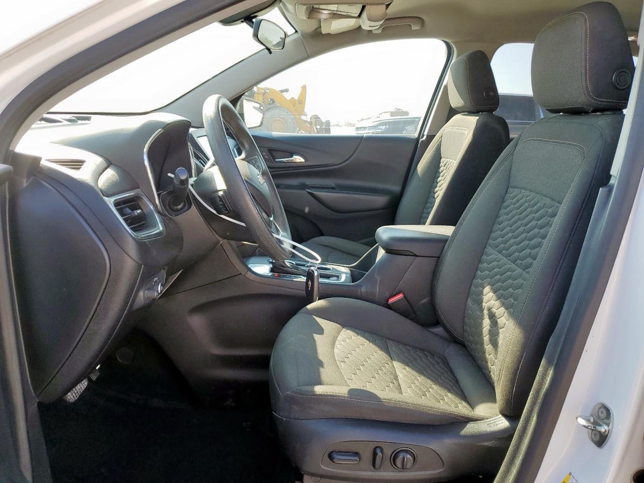 2018 Chevrolet Equinox Lt VIN: 2GNAXJEV3J6328796 Lot: 81648945