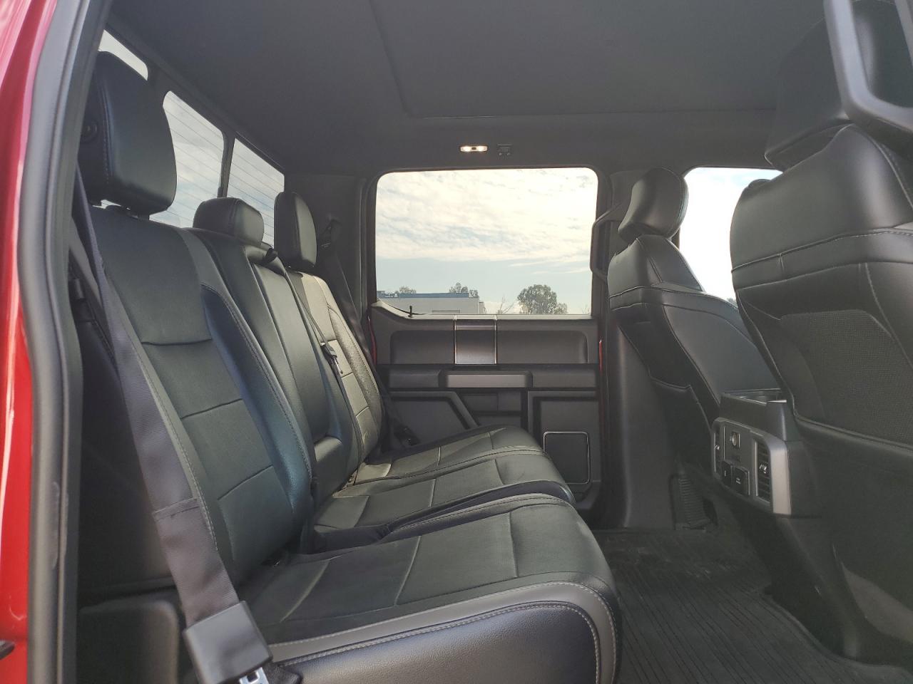 2017 Ford F150 Raptor VIN: 1FTFW1RG2HFC52596 Lot: 81553625