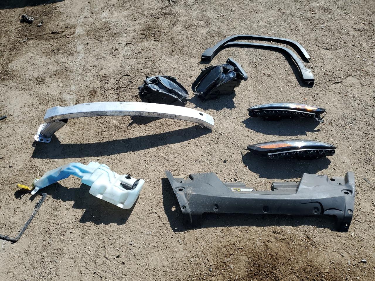 2014 Jeep Cherokee Latitude VIN: 1C4PJMCSXEW120943 Lot: 84464045