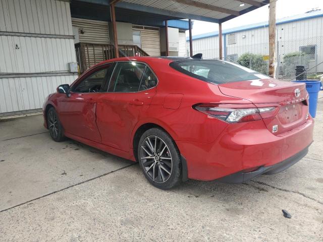  TOYOTA CAMRY 2023 Красный