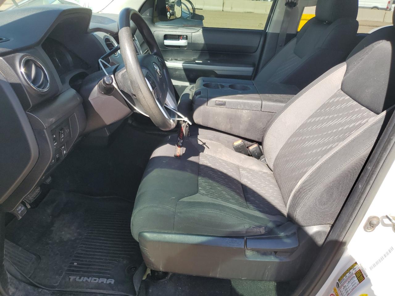 2019 Toyota Tundra Crewmax Sr5 VIN: 5TFDY5F11KX806480 Lot: 81332755