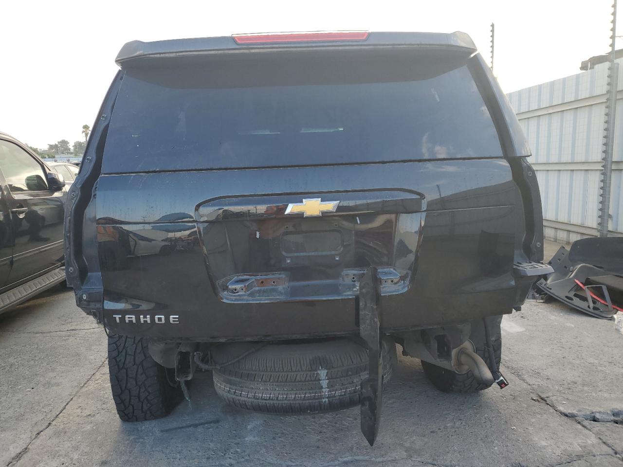 2019 Chevrolet Tahoe K1500 Lt VIN: 1GNSKBKC2KR400539 Lot: 80126955