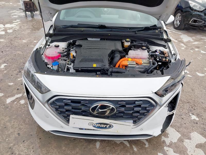 2021 HYUNDAI IONIQ 1.6 GDI HYBRID PREMIUM SE 5DR DCT