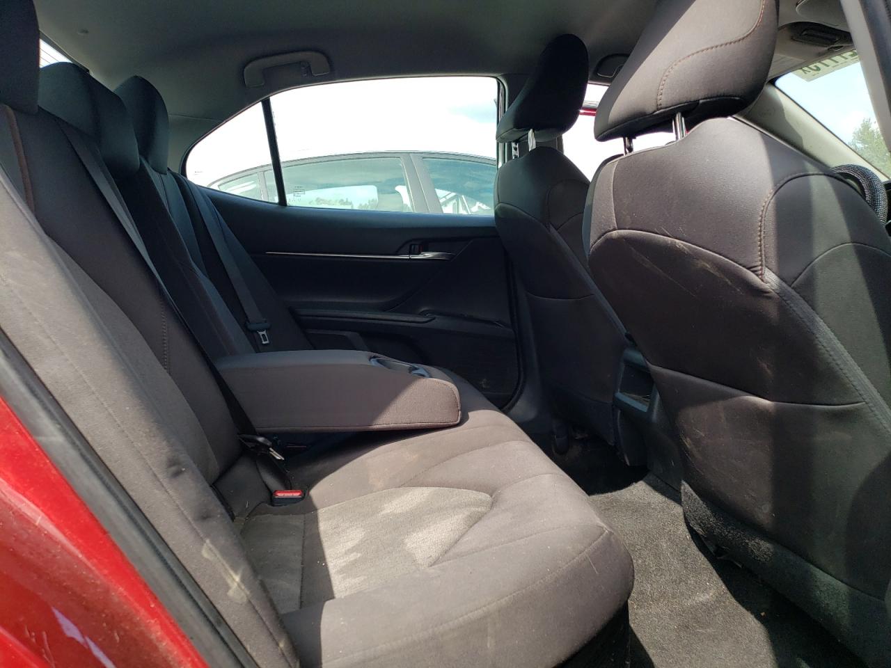 2019 Toyota Camry Le VIN: 4T1B31HKXKU511007 Lot: 80327775