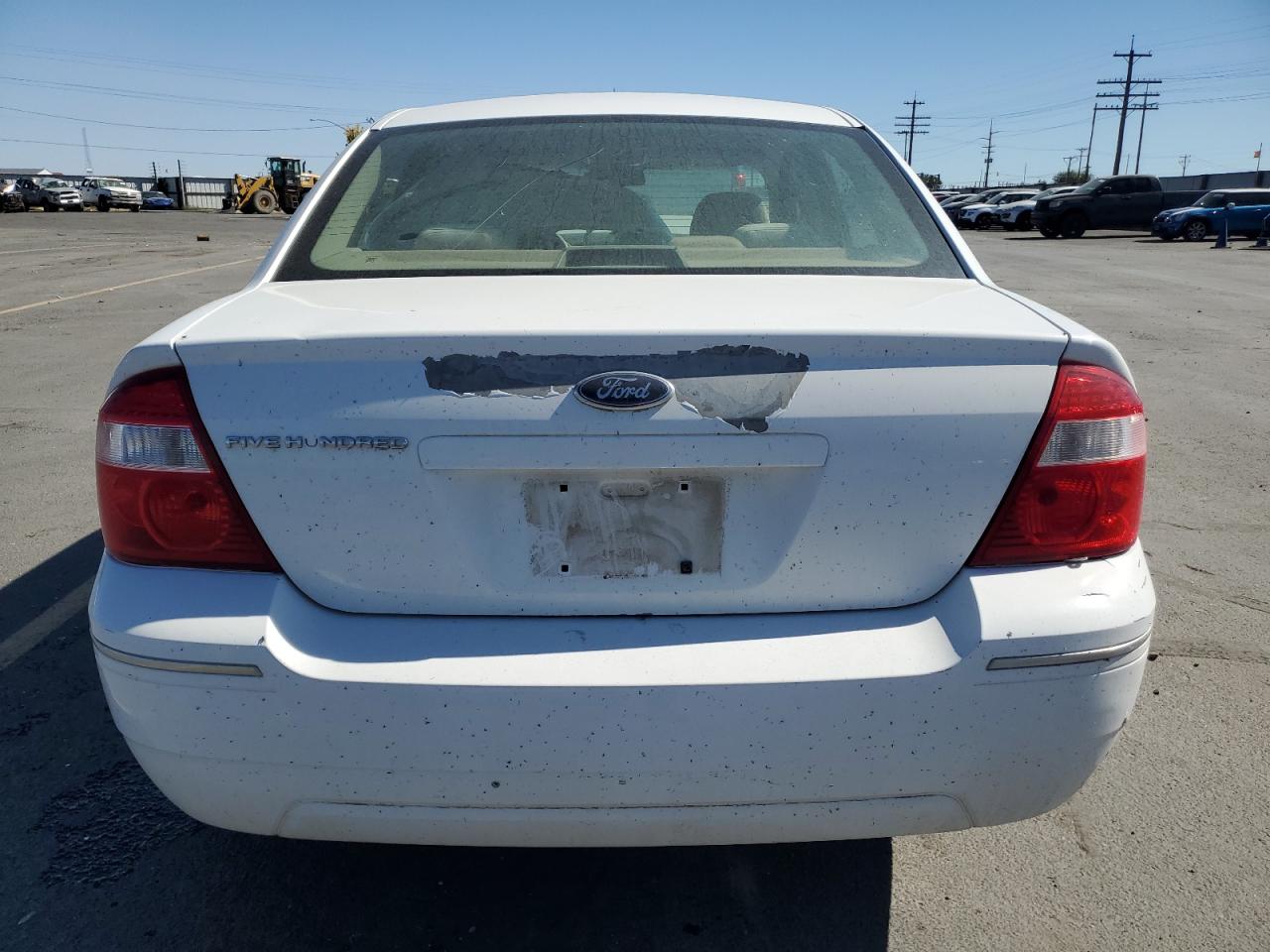 2005 Ford Five Hundred Se VIN: 1FAFP23145G188676 Lot: 80740875