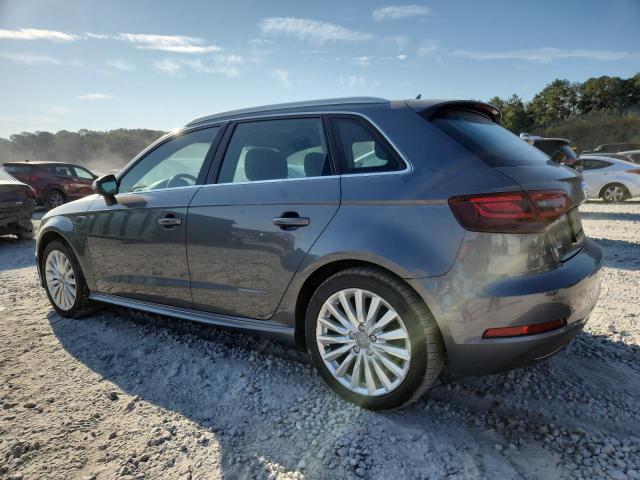 Hatchbacks AUDI A3 2016 Szary