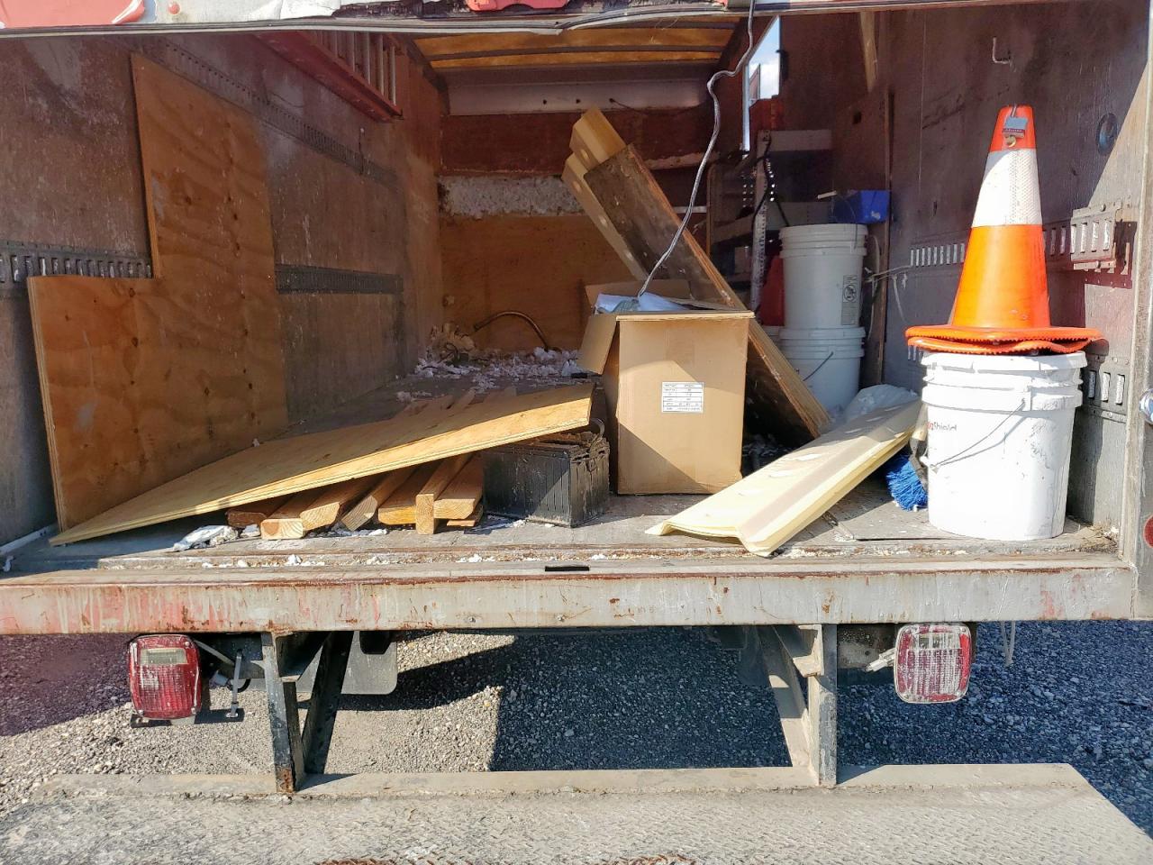 2010 Ford Econoline E450 Super Duty Cutaway Van VIN: 1FDXE4FSXADA58333 Lot: 80316715