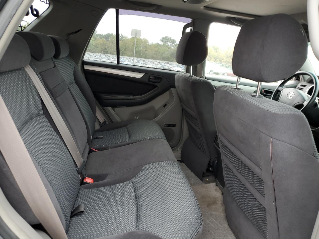 2004 Toyota 4Runner Sr5 VIN: JTEBU14R840043479 Lot: 82148235