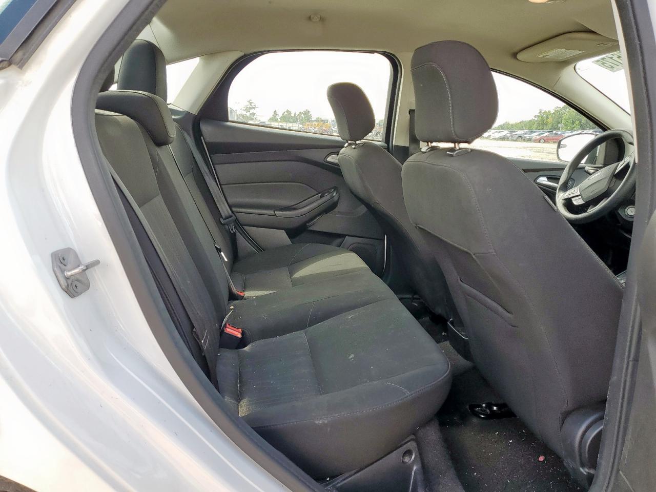 2018 Ford Focus Se VIN: 1FADP3FE6JL222646 Lot: 81675175