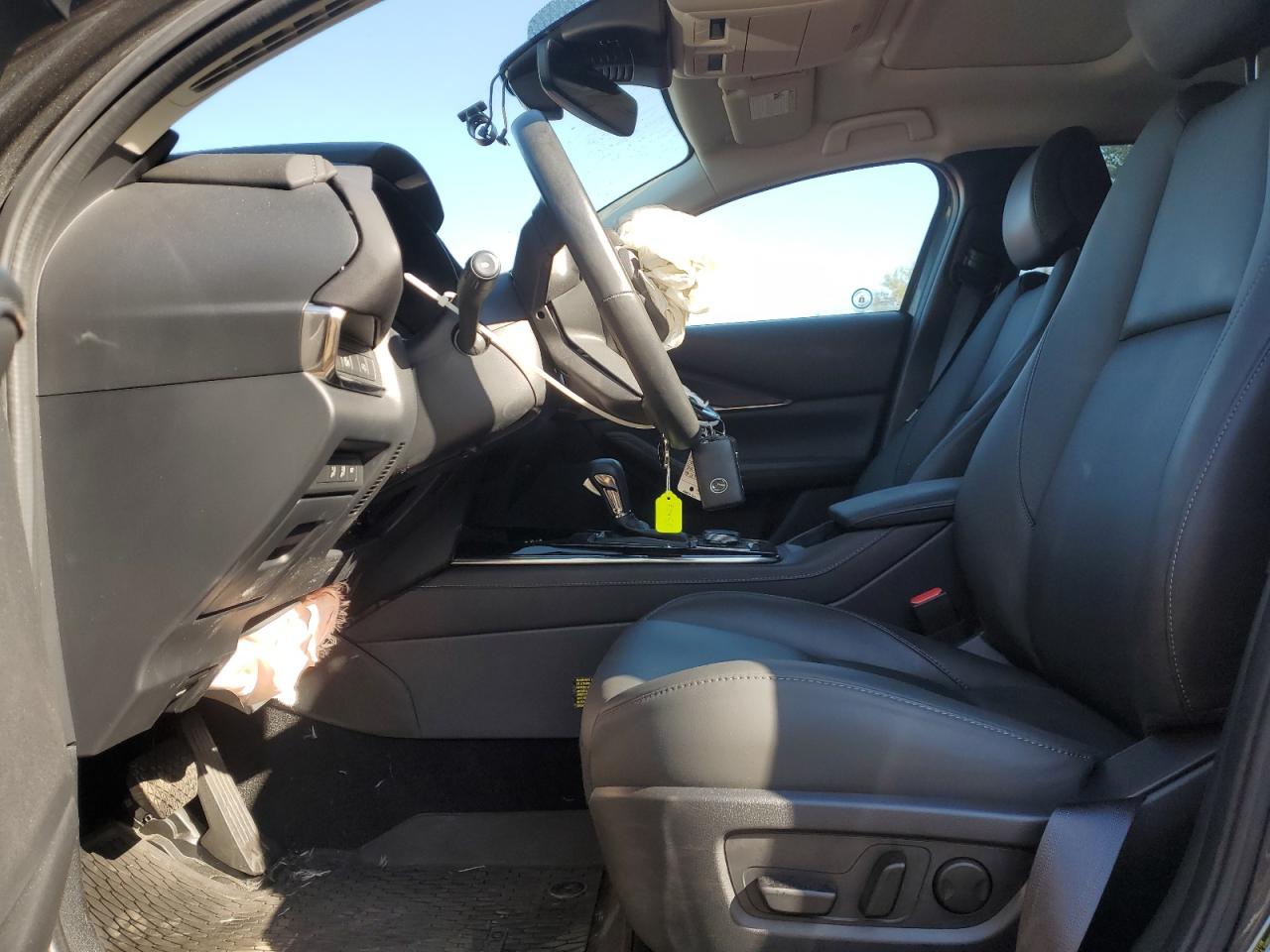 2024 Mazda Cx-30 Preferred VIN: 3MVDMBCM6RM677563 Lot: 70470575