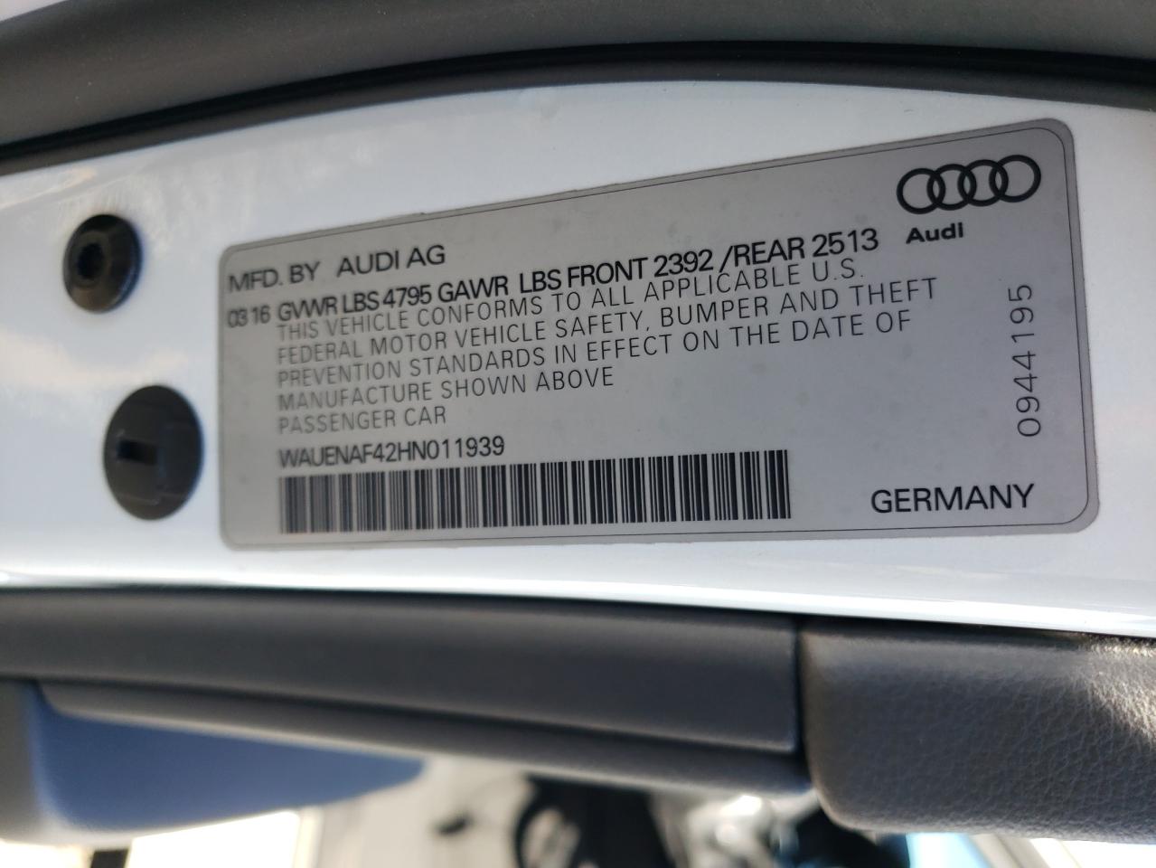 2017 Audi A4 Premium Plus VIN: WAUENAF42HN011939 Lot: 71728275