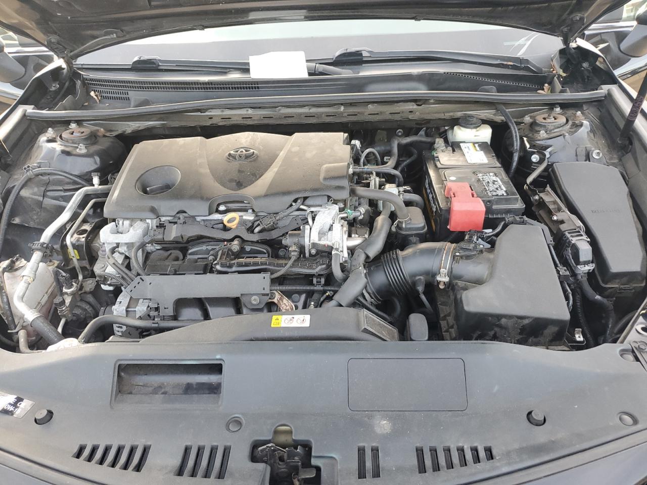 2018 Toyota Camry L VIN: 4T1B11HK3JU646558 Lot: 84472655