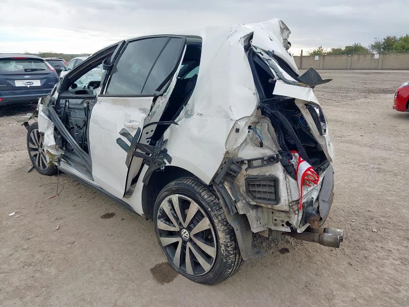 2010 VOLKSWAGEN GOLF GTD 