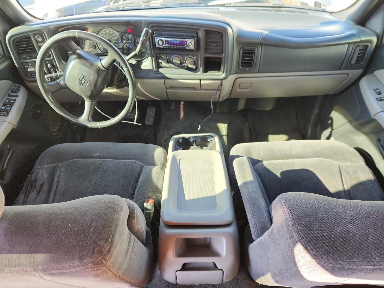 2002 Chevrolet Tahoe K1500 VIN: 1GNEK13Z92R218606 Lot: 80746055