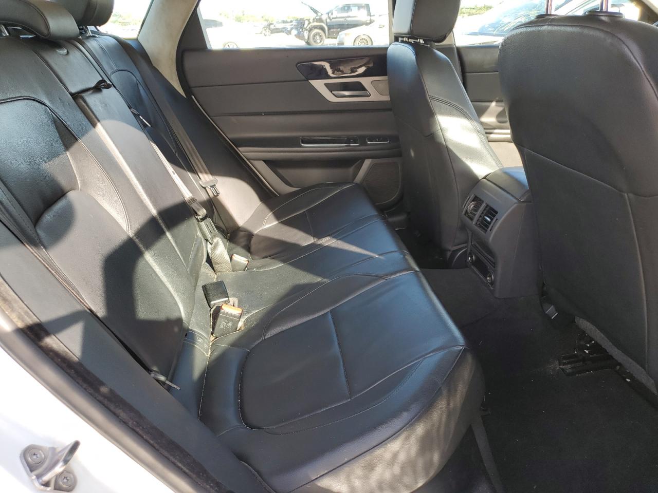 2020 Jaguar Xf Premium VIN: SAJBD4FX3LCY83282 Lot: 83803545