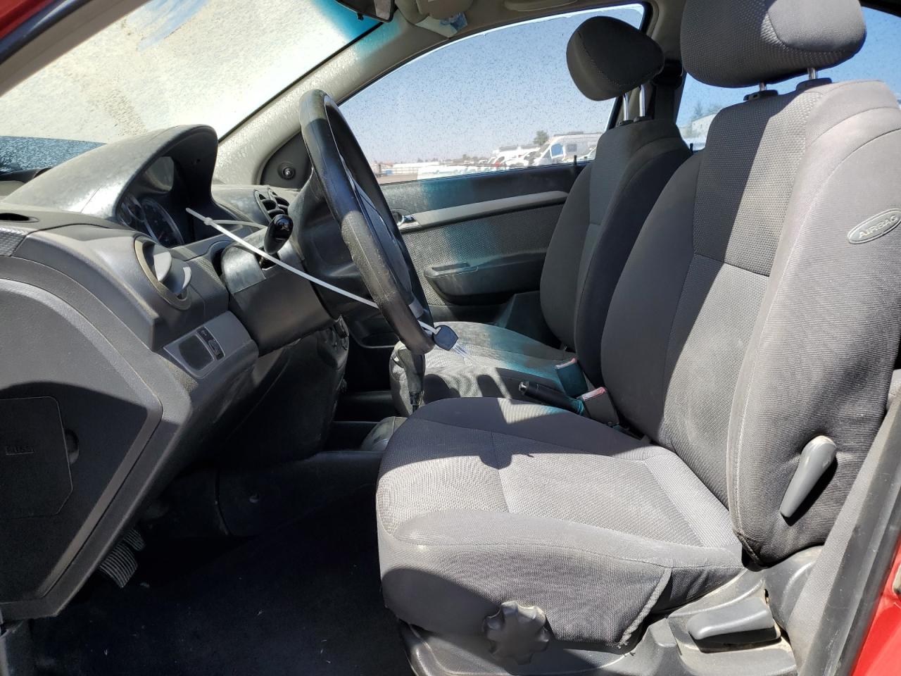 2008 Chevrolet Aveo Base VIN: KL1TD56618B041240 Lot: 71924735