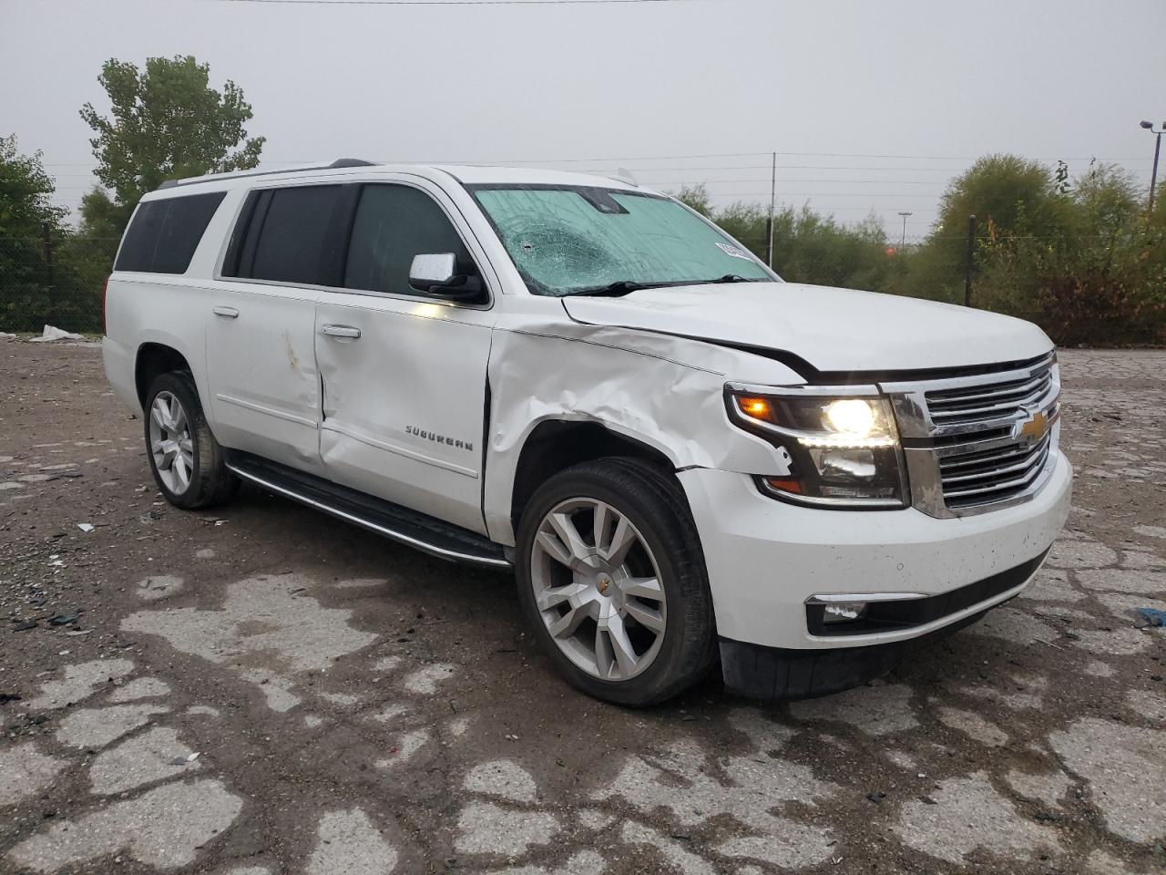 2017 Chevrolet Suburban K1500 Premier VIN: 1GNSKJKC5HR288452 Lot: 82042255