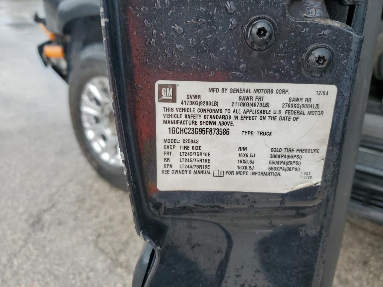2005 Chevrolet Silverado C2500 Heavy Duty VIN: 1GCHC23G95F873586 Lot: 83940345