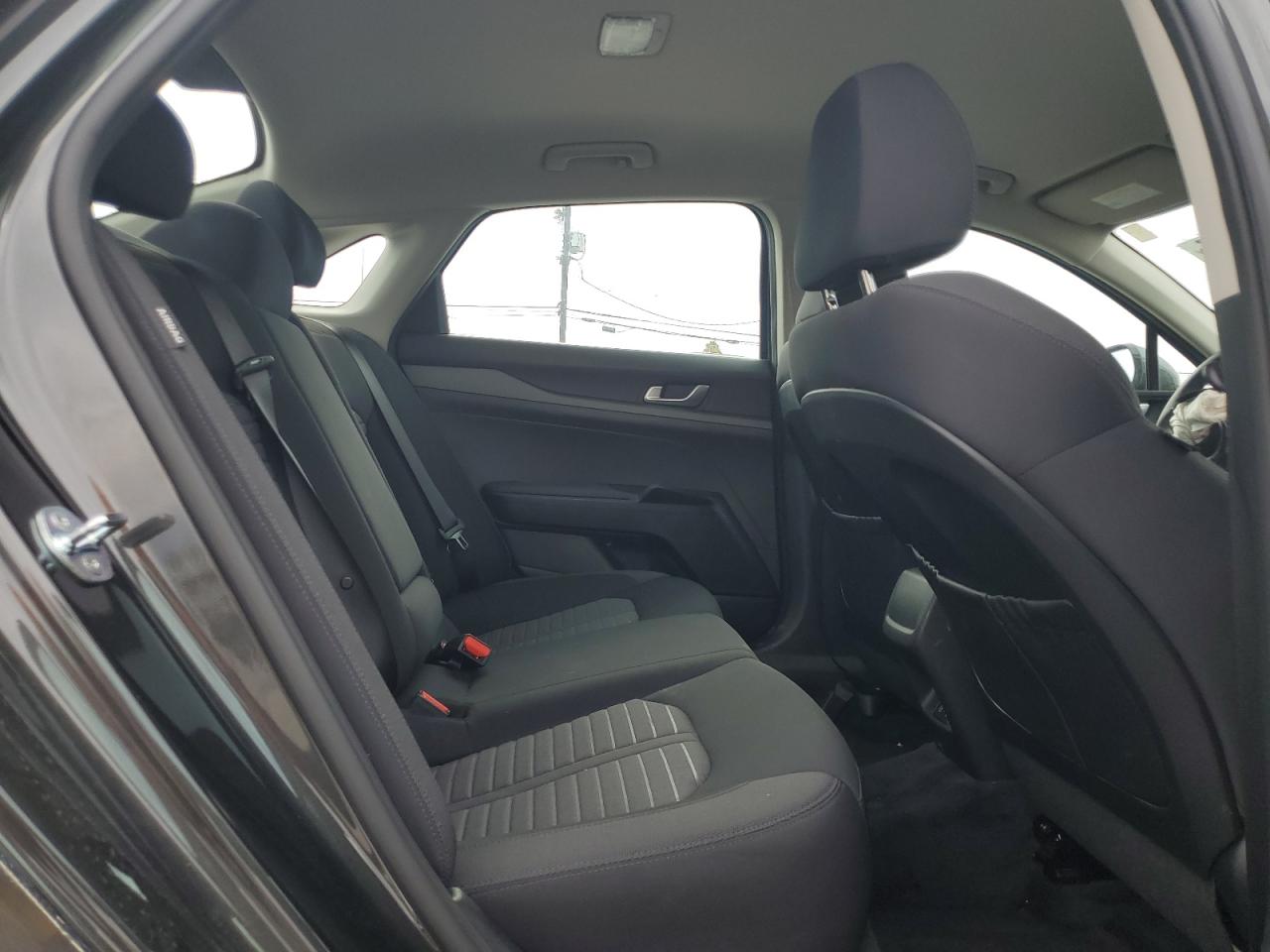 2025 Kia K5 Lxs VIN: KNAG24J70S5290772 Lot: 80966625