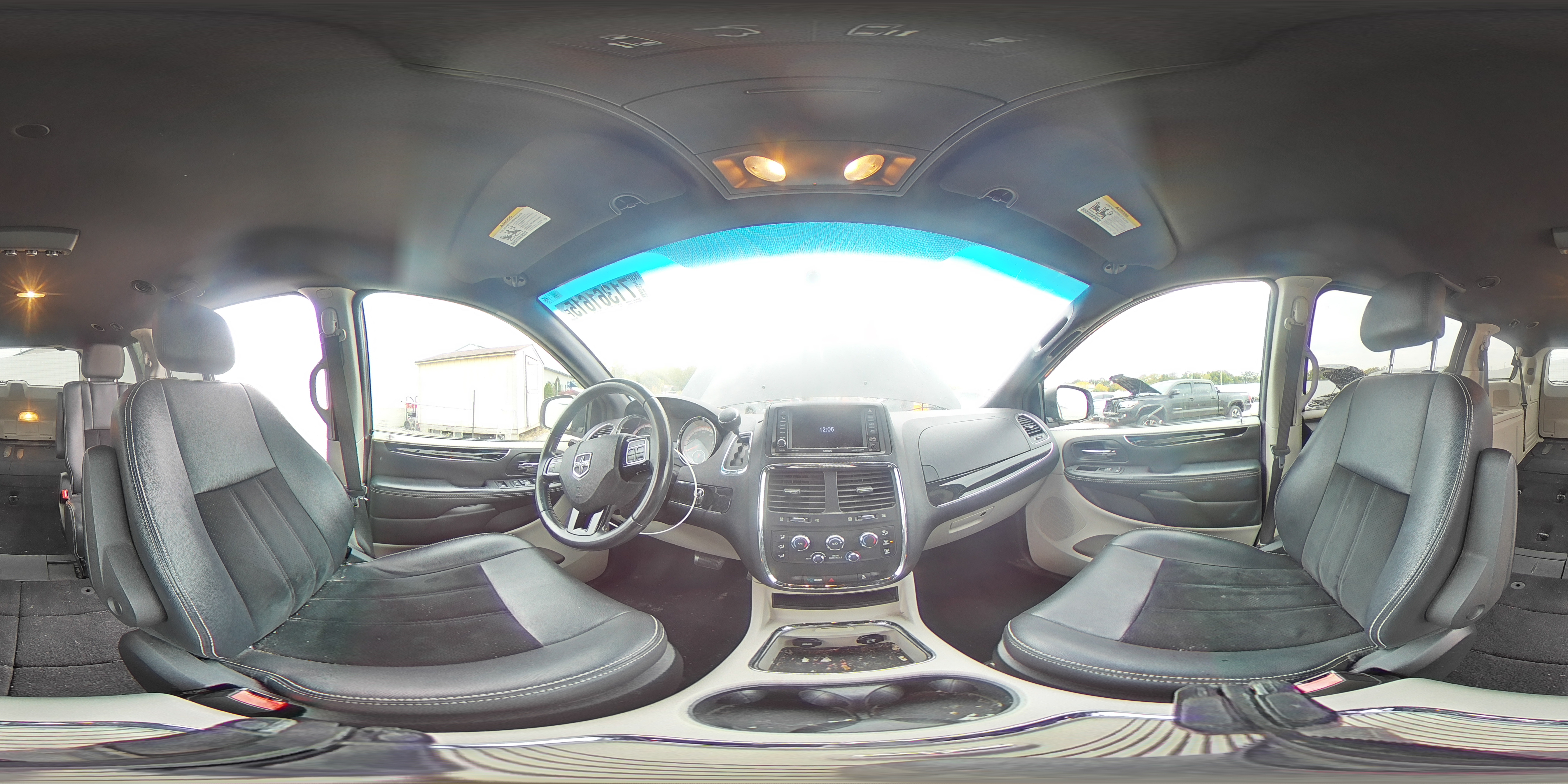 2018 Dodge Grand Caravan Sxt VIN: 2C4RDGCG3JR208006 Lot: 71361615