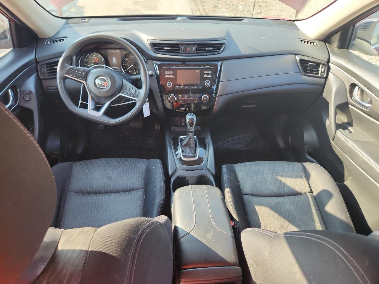 2017 Nissan Rogue S VIN: JN8AT2MV6HW000613 Lot: 81590815