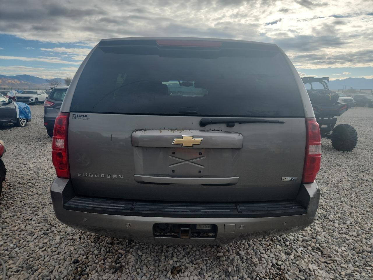 2007 Chevrolet Suburban K1500 VIN: 1GNFK163X7J262843 Lot: 84263975