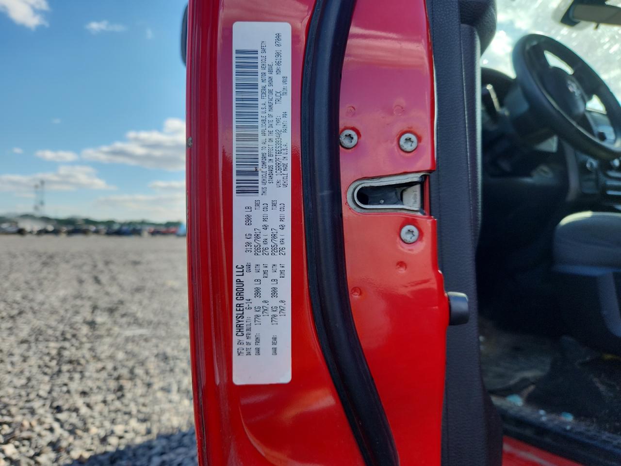 2014 Ram 1500 St VIN: 1C6RR7FT6ES393402 Lot: 84360345