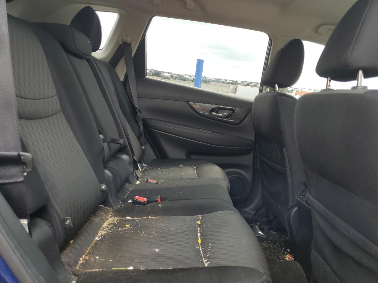 2017 Nissan Rogue S VIN: JN8AT2MT1HW153186 Lot: 82112785