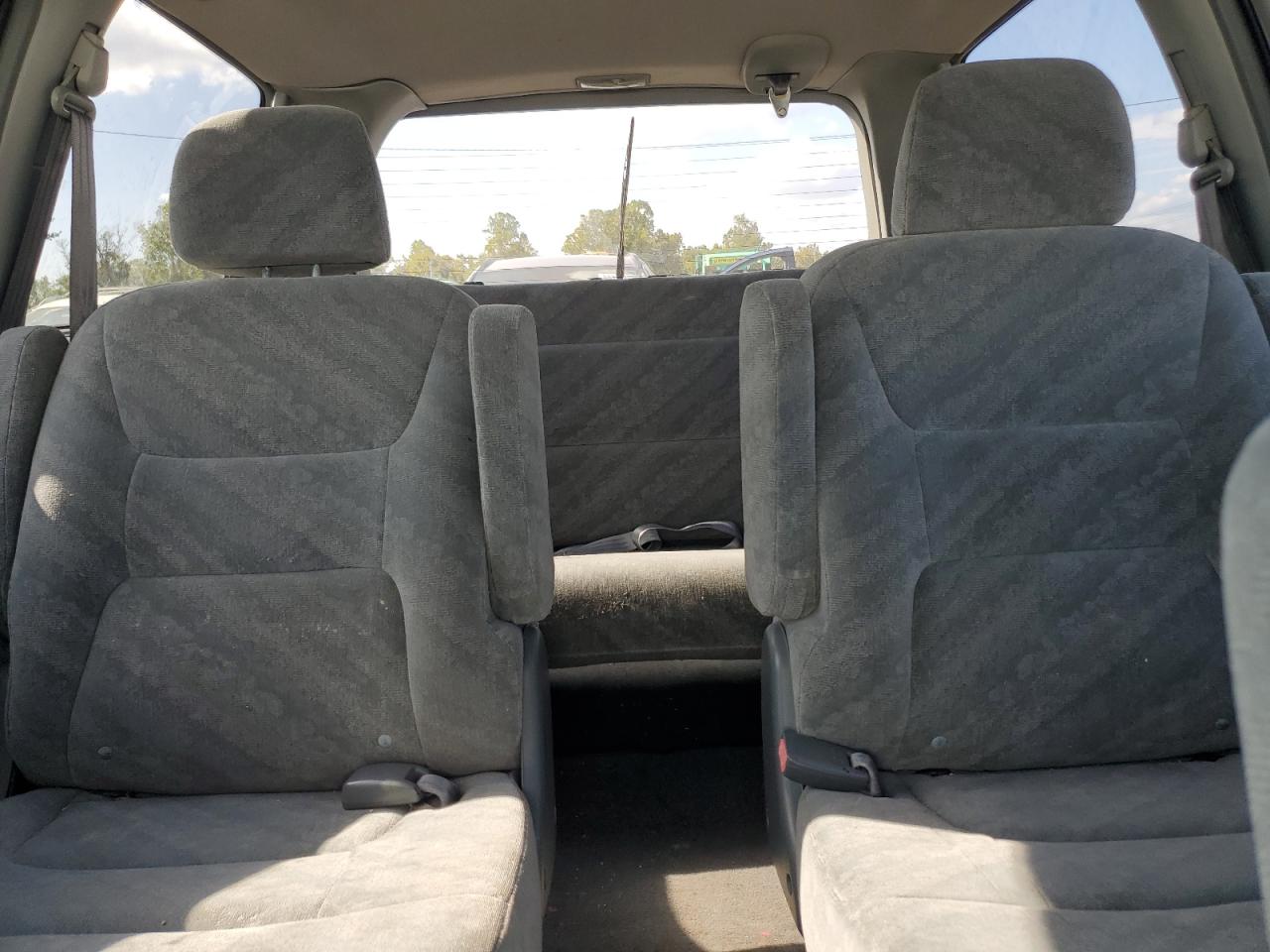 2002 Honda Odyssey Ex VIN: 2HKRL18682H551537 Lot: 84208275