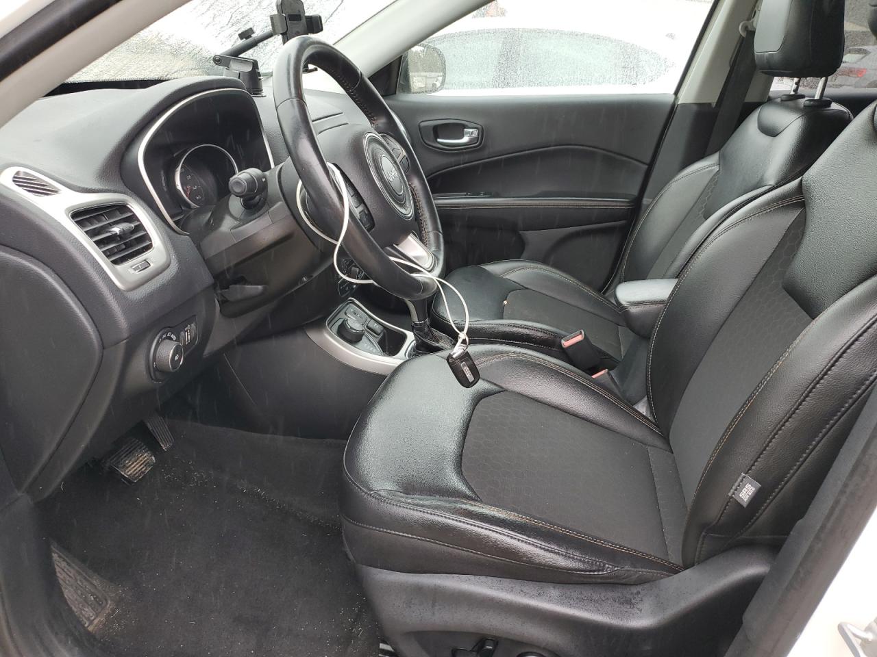 2018 Jeep Compass Latitude VIN: 3C4NJDBB8JT313665 Lot: 71706955